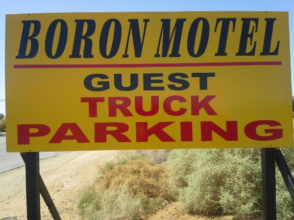 Boron Motel image 4